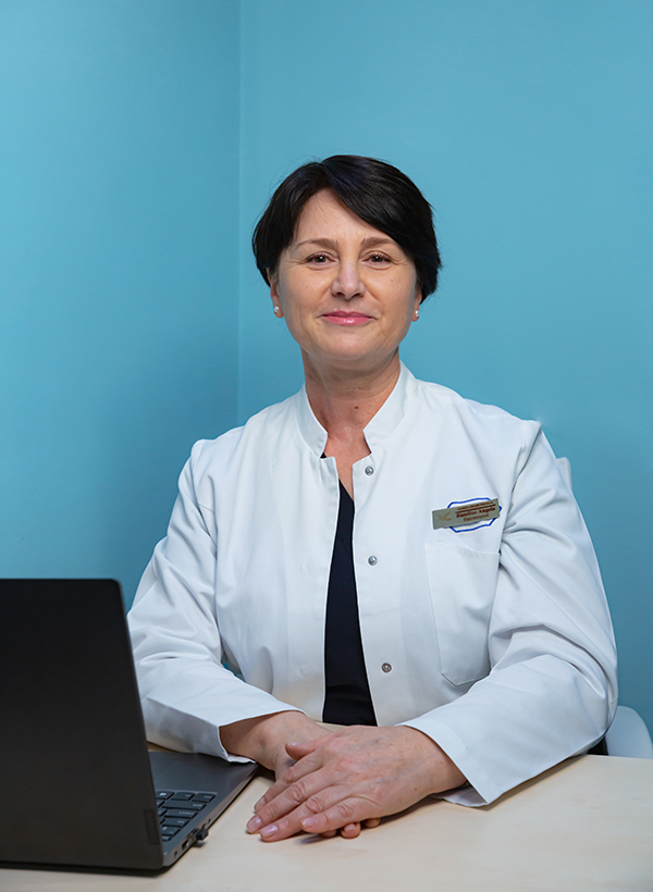 Clinica de Reabilitare Adler Medical | Specialiști - Dna. Bazeliuc Angela